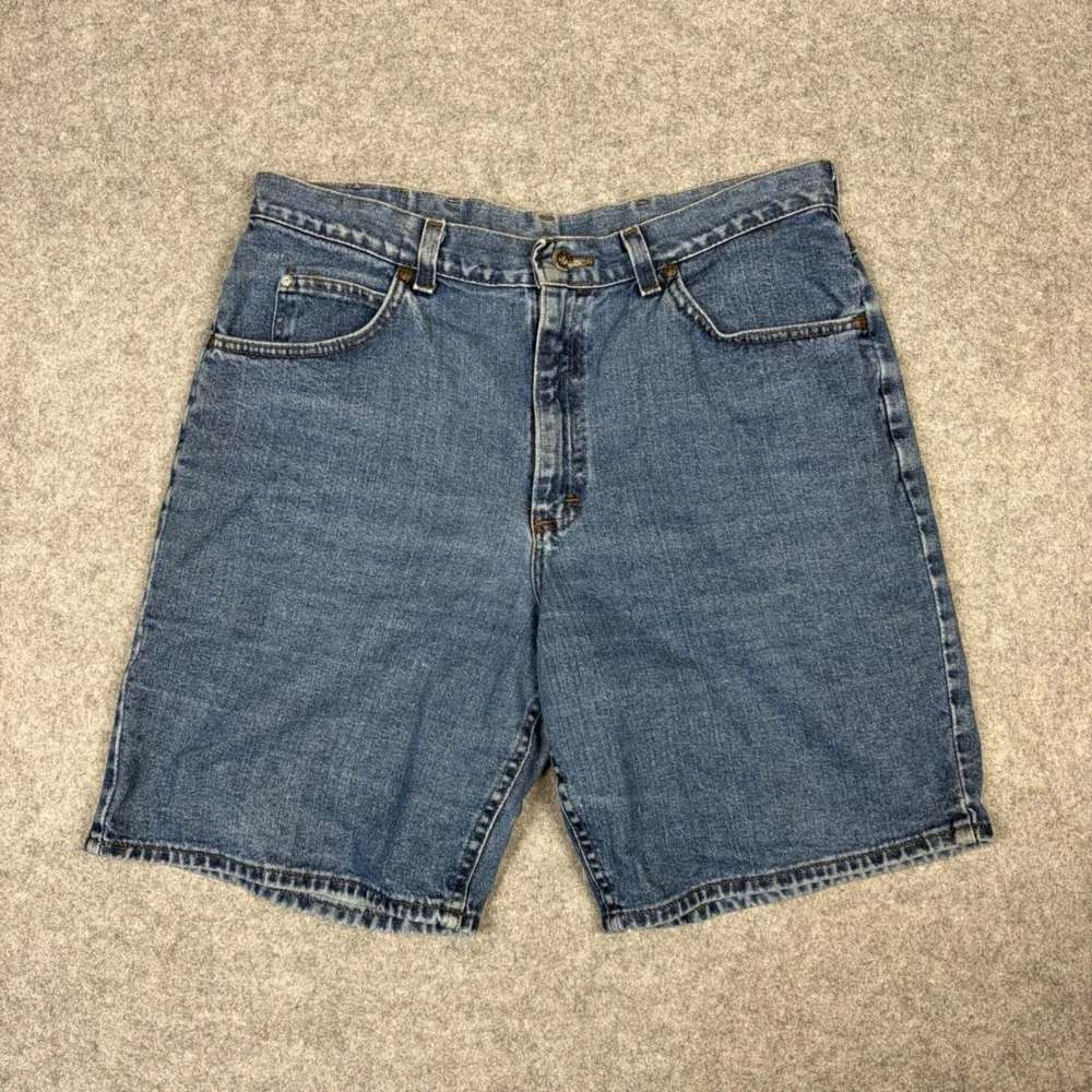 Lee Riveted Mens Blue Denim Jean Shorts Medium Wash Size 35 Classic Fit